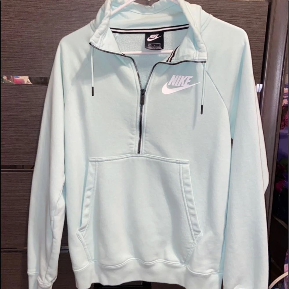 Nike Zip